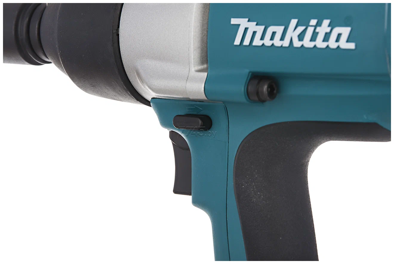 Ударный гайковерт Makita TW 0200