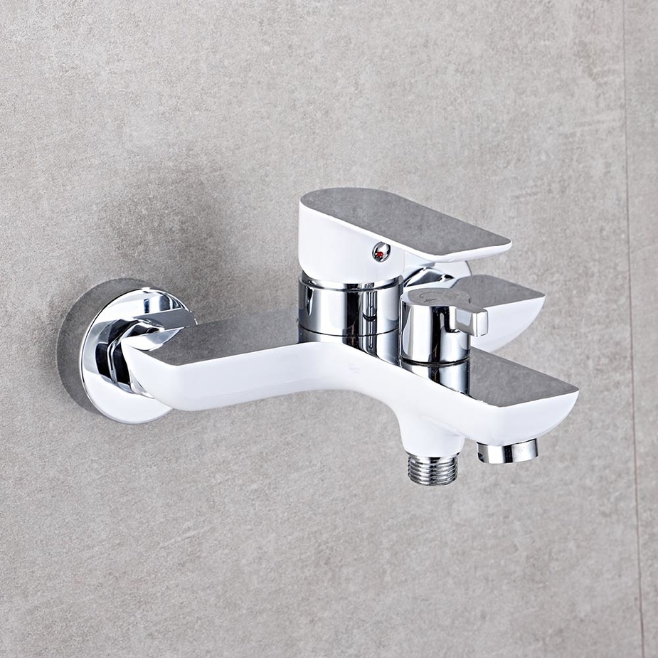 Смеситель для ванны Lavelly White Modern